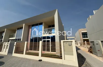 فيلا - 2 غرف نوم - 3 حمامات للايجار في برج روكان C - برج روكان - روكان - دبي لاند - دبي