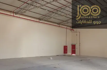 Warehouse - Studio for rent in Umm Al Thuoob - Umm Al Quwain