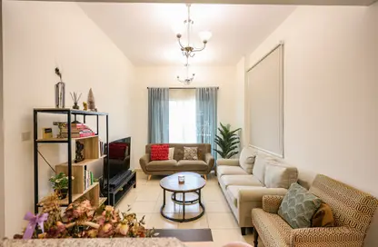 Apartment - 1 Bedroom - 1 Bathroom for sale in Farah Tower 1 - Queue Point - Dubai Land - Dubai