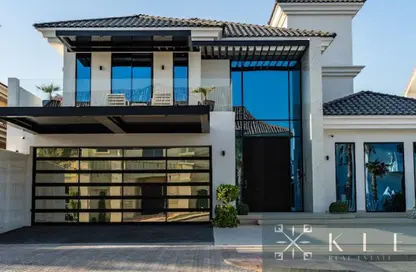 فيلا - 5 غرف نوم - 6 حمامات للبيع في نخلة جميرا - دبي