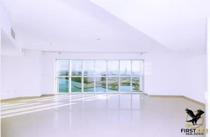 Empty Room image for: Apartment - 2 Bedrooms - 3 Bathrooms for rent in RAK Tower - Marina Square - Al Reem Island - Abu Dhabi, Image 1