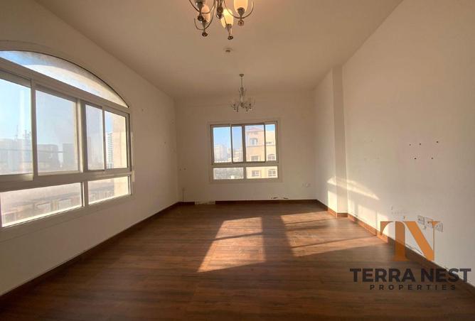 15716400 - صورة العقار 3