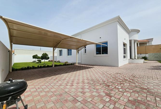 15810012 - Property Image 2