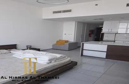 Apartment - 1 Bathroom for rent in O2 Tower - Jumeirah Village Circle - Dubai