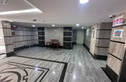 عمارة بالكامل - 8 غرف نوم - 8 حمامات للبيع في الممشى - مويلح - الشارقة