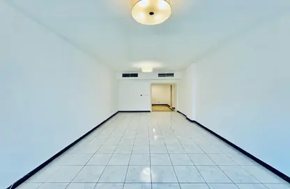 Apartment - 3 Bedrooms - 4 Bathrooms for rent in Mankhool - Bur Dubai - Dubai
