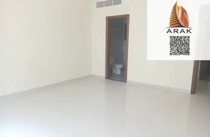 شقة - غرفة نوم - 2 حمامات للايجار في الجرف 2 - الجرف - عجمان وسط المدينة - عجمان