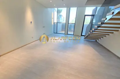 فيلا - 3 غرف نوم - 4 حمامات للبيع في التوقيع - قرية الجميرا سركل - دبي