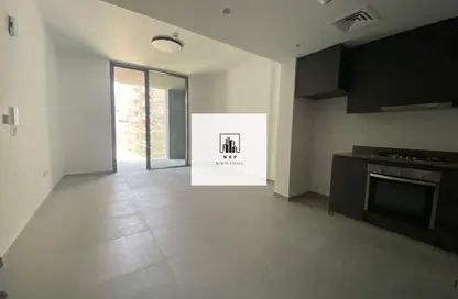 Apartment - 2 Bedrooms - 3 Bathrooms for rent in Tiraz 3 - Aljada - Sharjah