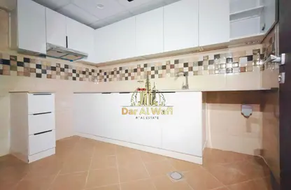 شقة - غرفة نوم - 2 حمامات للايجار في برج الرشيد 6 - شارع التعاون - التعاون - الشارقة شقة - غرفة نوم - 2 حمامات للايجار في برج الرشيد 6 - شارع التعاون - التعاون - الشارقة