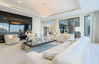 Villa - 6 Bedrooms - 7+ Bathrooms for sale in Signature Villas Frond A - Signature Villas - Palm Jumeirah - Dubai