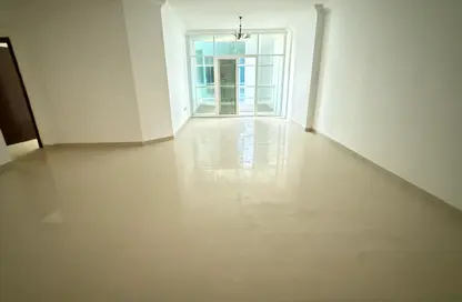 Apartment - 2 Bedrooms - 3 Bathrooms for rent in Al Taawun - Sharjah