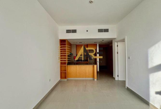 16000305 - Property Main Image