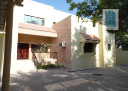 For rent 12 BR villa in prime area near park & MS