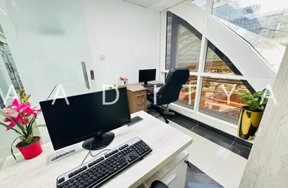Office Space - Studio - 1 Bathroom for rent in Al Fajer Complex - Oud Metha - Bur Dubai - Dubai