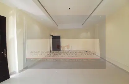فيلا - 4 غرف نوم - 4 حمامات للايجار في مركز محمد بن زايد - مدينة محمد بن زايد - أبوظبي