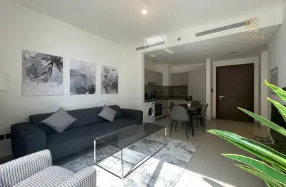 Living / Dining Room image for: Apartment - 1 Bedroom - 2 Bathrooms for sale in Sobha Creek Vistas Reserve - Sobha Hartland - Mohammed Bin Rashid City - Dubai, Image 1