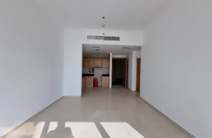 Apartment - 1 Bedroom - 1 Bathroom for sale in Mayfair Residency - Business Bay - Dubai