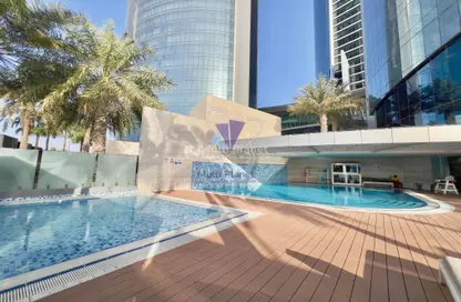 Apartment - 2 Bedrooms - 3 Bathrooms for rent in Etihad Towers - Corniche Road - Abu Dhabi