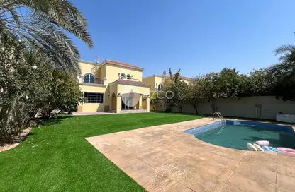 Pool image for: Villa - 5 Bedrooms - 5 Bathrooms for rent in Legacy - Jumeirah Park - Dubai, Image 1