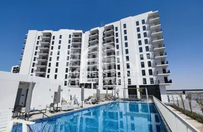 Apartment - Studio - 1 Bathroom for sale in Waters Edge - Yas Island - Abu Dhabi