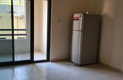 Apartment - 3 Bedrooms - 3 Bathrooms for rent in Al Ghaf 4 - Al Ghaf - Greens - Dubai