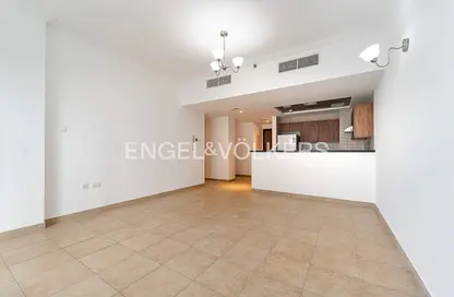 Apartment - 2 Bedrooms - 2 Bathrooms for rent in Golf View Residence - Dubai Sports City - Dubai