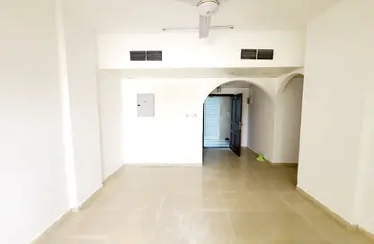 Apartment - 2 Bedrooms - 2 Bathrooms for rent in Muwaileh 29 Building - Muwaileh - Sharjah