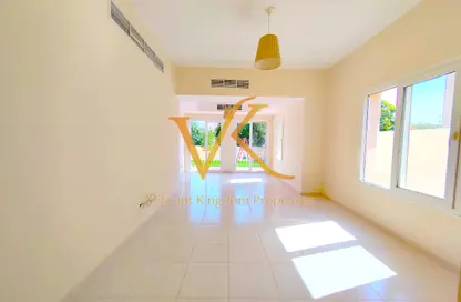 Villa - 3 Bedrooms - 3 Bathrooms for rent in Springs 11 - The Springs - Dubai