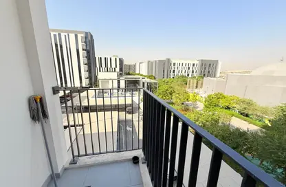 Apartment - 2 Bedrooms - 3 Bathrooms for rent in The Solo - Aljada - Sharjah