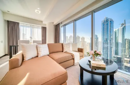 Living Room image for: Apartment - 2 Bedrooms - 2 Bathrooms for rent in The Address Dubai Marina - Dubai Marina - Dubai, Image 1