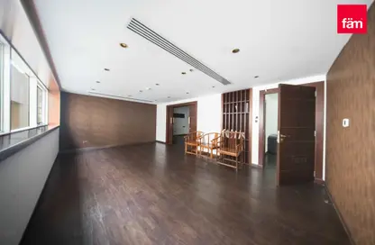 Office Space - Studio - 1 Bathroom for rent in Fairmont Hotel - Sheikh Zayed Road - Dubai