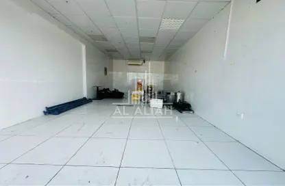 Shop - Studio - 1 Bathroom for rent in Mussafah - Abu Dhabi