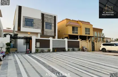 فيلا - 5 غرف نوم - 7 حمامات للبيع في 1 المويهات - المويهات - عجمان