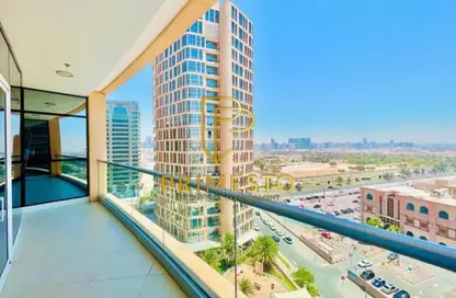 Apartment - 3 Bedrooms - 4 Bathrooms for rent in United Square - Al Khalidiya - Abu Dhabi