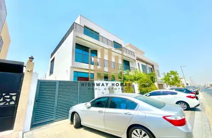 Villa - 5 Bedrooms - 7 Bathrooms for sale in Hoshi 1 - Hoshi - Al Badie - Sharjah