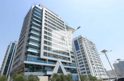 Apartment - 1 Bedroom - 2 Bathrooms for sale in The Diamond - Dubai Sports City - Dubai