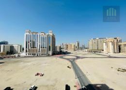 متجر للكراء في بيت الصفا - الجداف - دبي