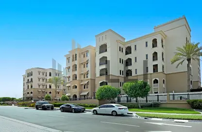 Apartment - 3 Bedrooms - 4 Bathrooms for rent in Saadiyat Beach Residences - Saadiyat Beach - Saadiyat Island - Abu Dhabi