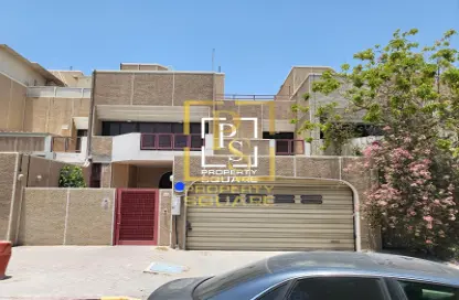 فيلا - 5 غرف نوم - 6 حمامات للايجار في شارع المينا - منطقة النادي السياحي - أبوظبي
