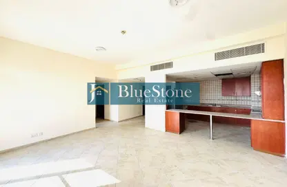 شقة - 2 غرف نوم - 3 حمامات للبيع في سيرك شيرلوك 3 - سيرك شرلوك - مدينة السيارات - دبي