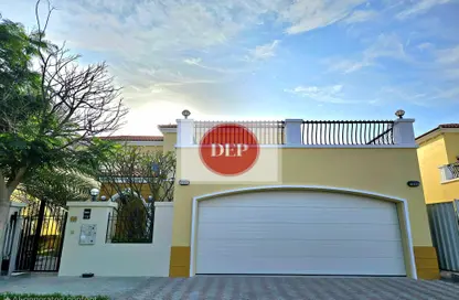 Villa - 4 Bedrooms - 5 Bathrooms for rent in Legacy - Jumeirah Park - Dubai