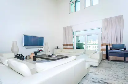 Apartment - 4 Bedrooms - 7 Bathrooms for sale in Al Sarrood - Shoreline Apartments - Palm Jumeirah - Dubai