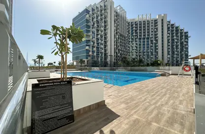 Apartment - 1 Bedroom - 2 Bathrooms for sale in Azizi Fawad Residence - Dubai Healthcare City - Dubai