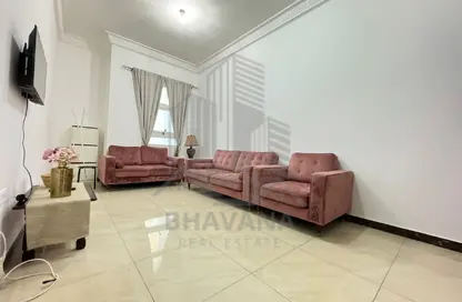 Apartment - 1 Bedroom - 1 Bathroom for rent in Khalifa City A Villas - Khalifa City A - Khalifa City - Abu Dhabi