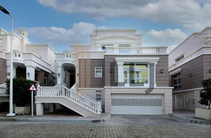 Villa - 4 Bedrooms - 5 Bathrooms for rent in Al Forsan Village - Khalifa City - Abu Dhabi