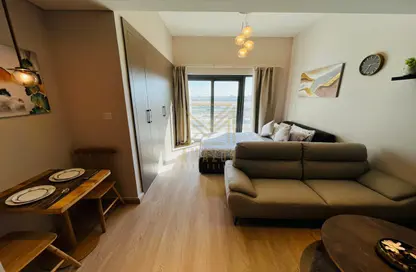 Living Room image for: Apartment - 1 Bathroom for sale in AZIZI Berton - Al Furjan - Dubai, Image 1