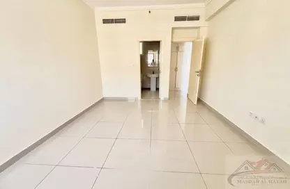 شقة - غرفة نوم - 2 حمامات للايجار في بناية مويليح 29 - مويلح - الشارقة