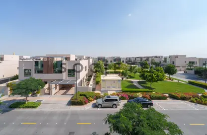 Outdoor Building image for: Townhouse - 4 Bedrooms - 5 Bathrooms for rent in Grand Views - Meydan Gated Community - Meydan - Dubai, Image 1