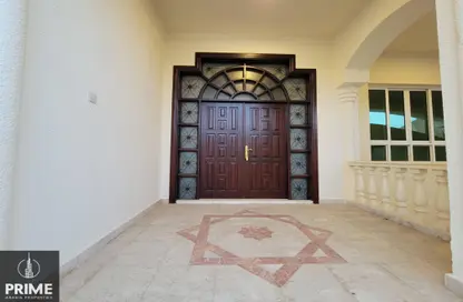 Villa - 7 Bedrooms - 7+ Bathrooms for rent in Al Dhafrah Street - Al Mushrif - Abu Dhabi